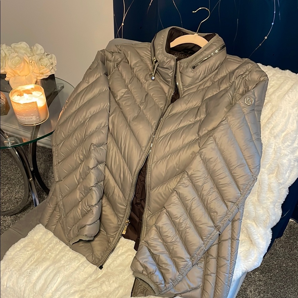 MK Women's Quilted Jacket in Gray